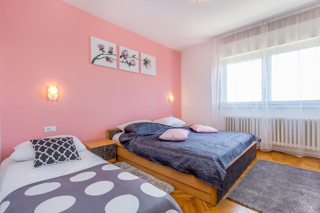Romance Apartment Pula Zimmer foto